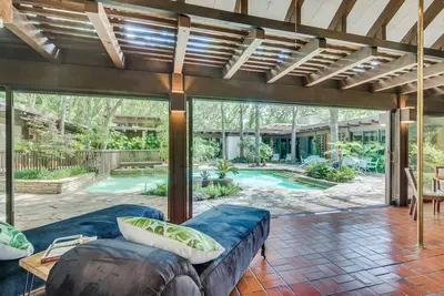 Image de Whispering Woodz maison