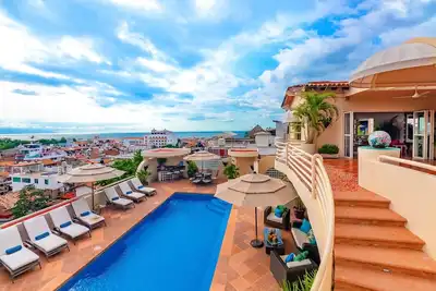 Image de Centre-Ville Villa Vue Imprenable Personnel Complet - 7 Bd