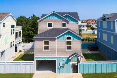 Shore Slackers Whelkome | Corolla | Oceanside | 4 chambres | 10 couchages