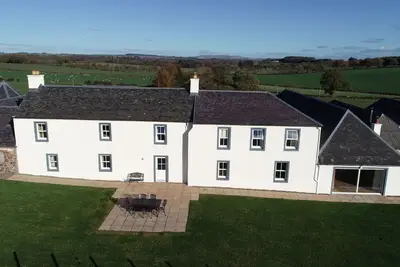 Image de Pant Farmhouse - une maison pouvant accueillir 8 personnes dans 4 chambres
