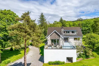 Image de Bells View - une maison pouvant accueillir 12 personnes dans 7 chambres