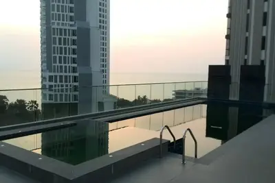 Image de Appartement Wongamat Beach-50m zum Strand-free Wifi-Pool