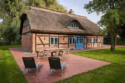 Image de Maison de pêcheur au toit de chaume - Parc national Vorpommersche Boddenlandschaft - Mer Baltique