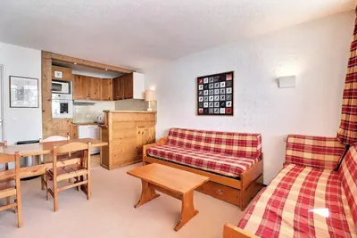 Image de 2 Pieces Skis At Pieds, Large Balcon South!