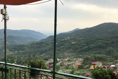 Image de Un endroit tranquille dans les collines autour de Pescia