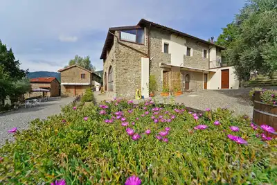 Image de Villa Ilenia 24pax, restaurant, grande piscine, Wi-Fi gratuit, à proximité des Cinque Terre