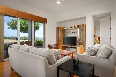 Image de Cette propriété est un 2 chambres, 1 salle de bain hébergement situé dans le comté de Hawaii. Kumf2 offre 2 Si