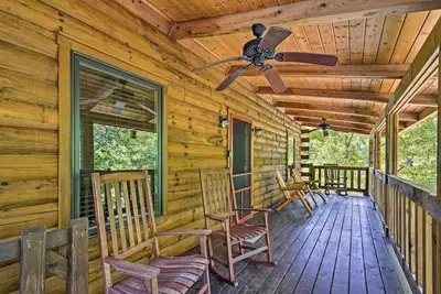 Image de Nouveau! Cabane Andrews dans la forêt nationale de Nantahala!