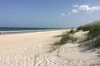 Image de Magnifiquement mis à jour la maison 3/2 à Summer Beach à quelques pas de l'océan