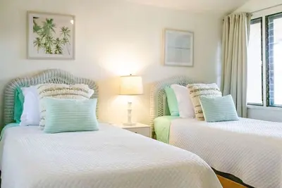 Image de L'Aloha Condo en face de la plage.