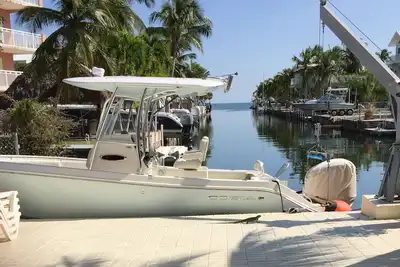 Image de Ocean View Home Avec Davits Pour Votre Bateau