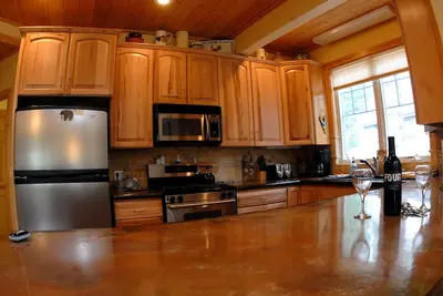 Image de Soda Springs 3 Bdrm. Accueil tout près de Summit Donner et Truckee