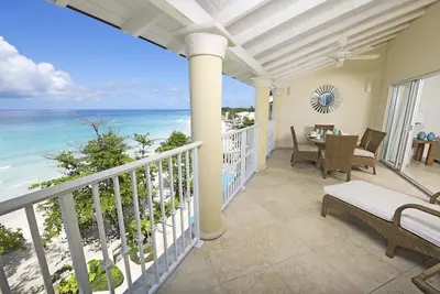 Image de Sapphire Beach 517 - Tropical Penthouse Oceanfront Living