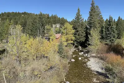 Image de Targhee Creek Cabin par Yellowstone Park