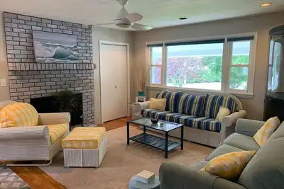 Image de Maison de plage spacieuse sur la jetée - deux espaces de vie - parfait pour les grands groupes!