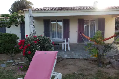 Image de Davia, Villa 6 pers. vue mer montagne, grand jardin, calme, plage 2 mn à pied