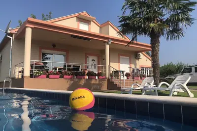 Image de Entre mer et montagne. piscine privée