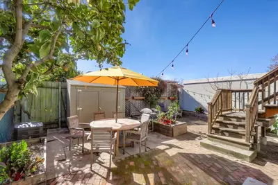 Image de Appartement de 3 chambres dans un quartier paisible avec un parking facile