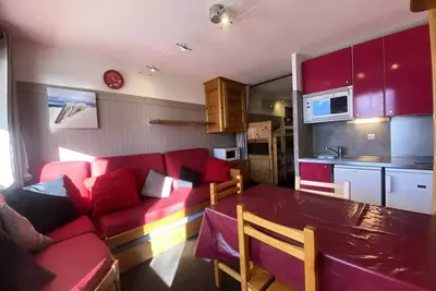 Image de Val Thorens location: appartement avec chambre, balcon au sud, bordure de pistes