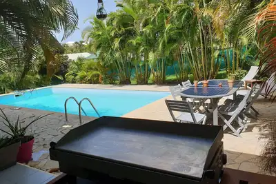 Villa Baobab, 4 à 6 pers un cadre paisible pour votre séjour en Guadeloupe.