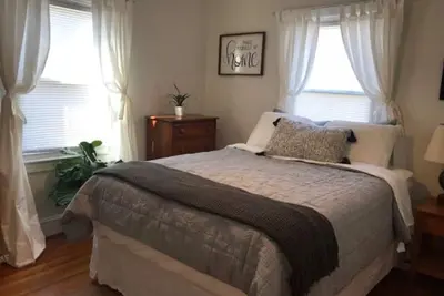 Image de Queen City Cottage 1 mile Ă BofA Stadium et Uptown Charlotte