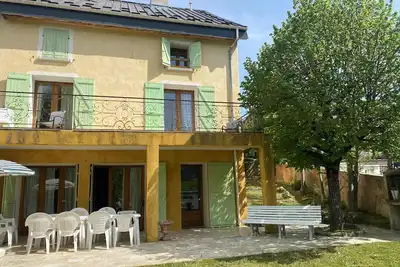 Image de Belle maison au centre de Villard de Lans avec grande terrasse et jardin