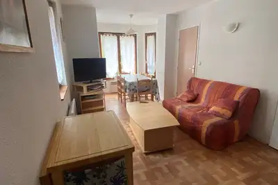 Image de Appartement 3 pièces avec ascenseur et balcon, proche navettes gratuites