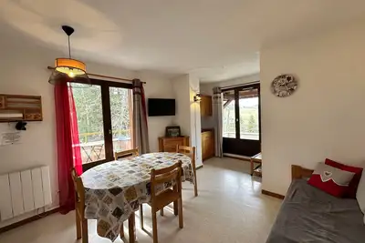 Image de Charmant T2 cabine à Villard-de-Lans avec balcon, cuisine équipée et proche des montagnes
