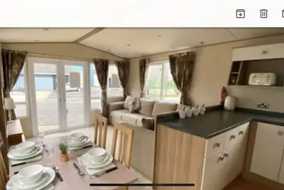 Image de Caravane moderne de 2 chambres