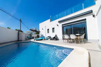 Image de Villa 3 chambres avec piscine privée