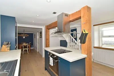 Image de 19 Fore Street - Cottage avec vue sur la plage dans un village cĂ´tier tranquille