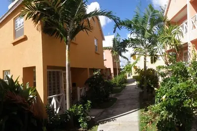 Villa de luxe climatisée avec vue sur la mer et 2 chambres avec piscine commune