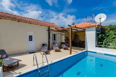 Image de Villa Dalmatian Gem - Villa 2 Chambres avec Terrasse et Piscine