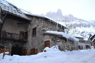 Image de Maison de village de caractère au monetier les bains