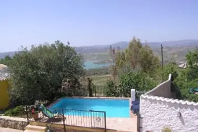 Image de Casita Dos: 3 Chambres 6 personnes. Une magnifique maison ancienne avec piscine et jardin