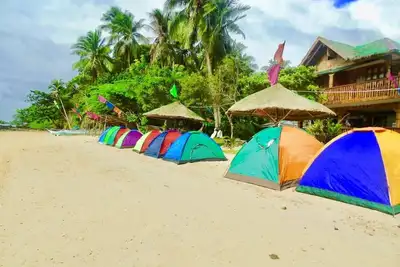 Image de Kaburihan Beach Resort \/ Maison sur la plage \/ Voyage d'île en île \/
