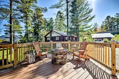 Image de Nouveau! Cozy Speculator Cottage ~ 2 Mi to Ski Resort!