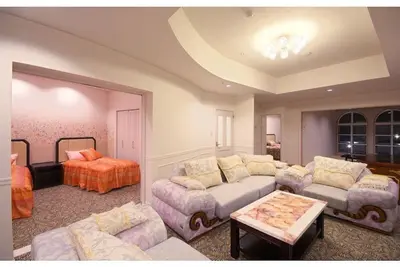 Image de Espace luxueux et spacieux, espace spacieux en étage élevé 405