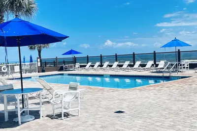 Image de Beach Front, escapade Beachy moderne et mignon! !