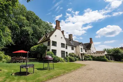Image de 5 Star Tudor Manor House