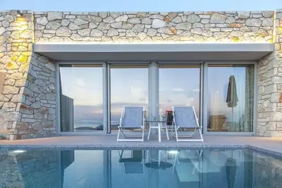 Image de Offre Réservez tôt: Villa3 au coucher du soleil, Sivota, 2 chambres, avec piscine et vue mer