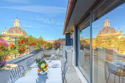 Une magnifique terrasse au centre de Rome