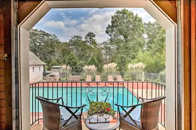 Image de Nouveau! Studio du lac Allatoona avec piscine et vue!