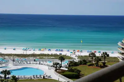 Image de Iconic Miramar Beach Edgewater 2\/2 Disponible Maintenant!