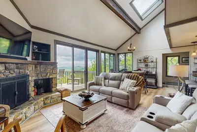 Image de Magnifique maison de montagne avec une cheminée et beaucoup d’espace - à proximité des pistes de ski!