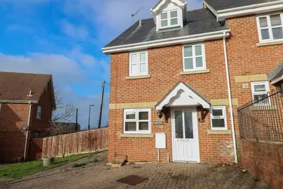 Hurst View, Yarmouth