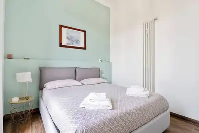 L'appartement est situé à quelques pas du quartier pittoresque d'Isola