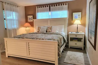 Image de Tarifs incroyables toute l'année! Nice One Bedroom Mignon Beach Condo