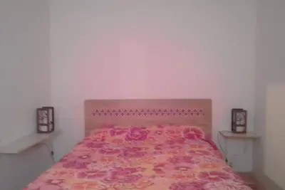 Image de Departamento en planta baja para tres personas,