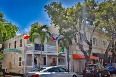 Image de HĂ´tel Key West Suites - Suite Adam Scott Rote